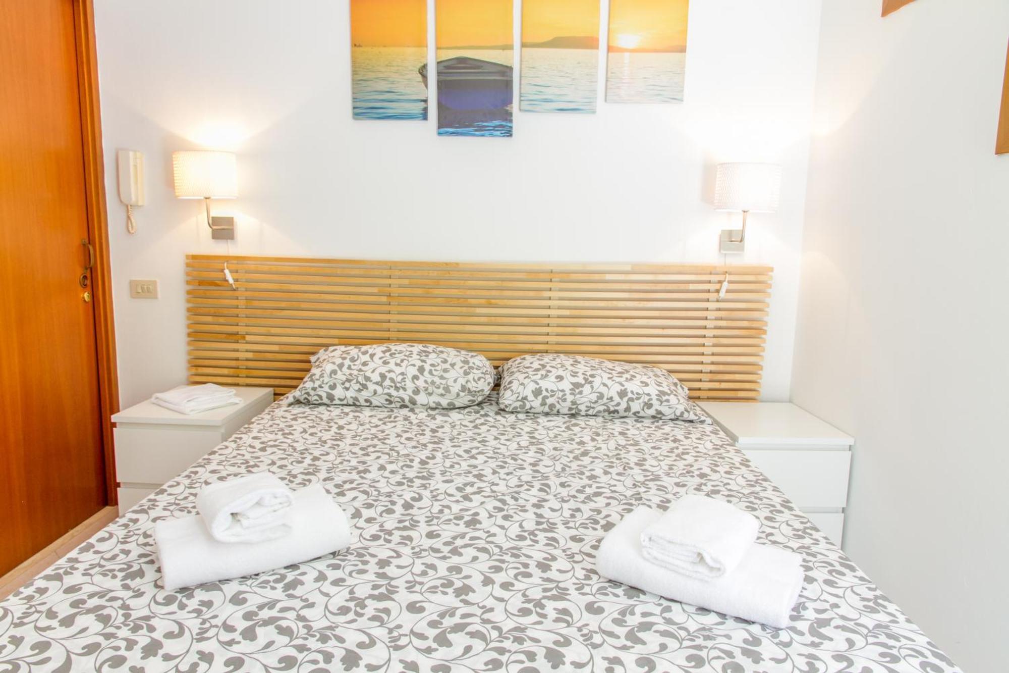 Ai Candelori Hotel Cefalù Eksteriør billede
